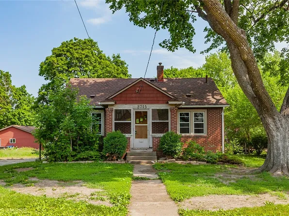 3715 Adams Ave, Des Moines, IA 50310