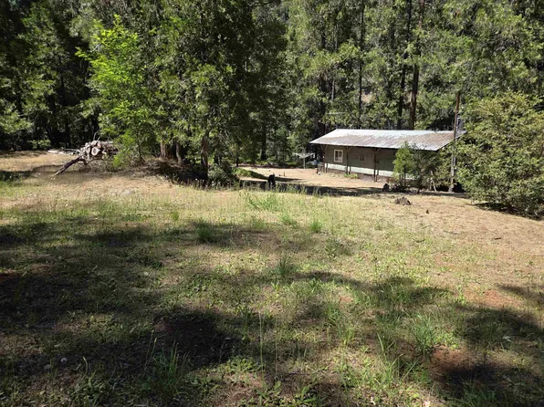 35711 Highway 96, Klamath River, CA 96050