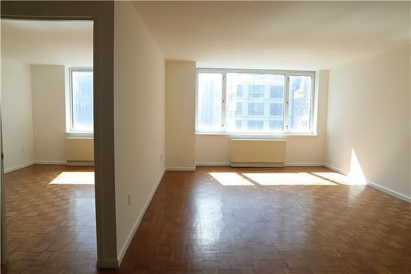 1st image of 350 W 43rd St APT 25E
