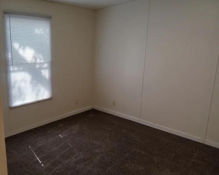 945 N Auburn Ave #43 — Photo 10