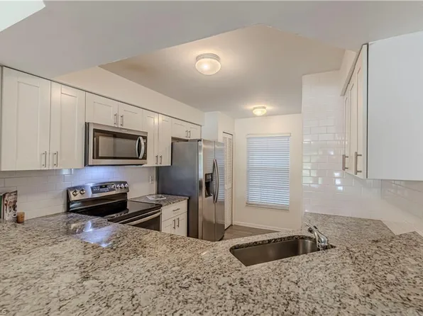 9600 Victoria LN #108, NAPLES, FL 34109