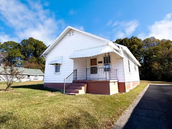 703 Law St, Greensboro, NC 27401