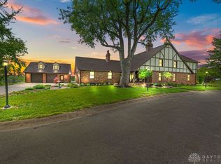 751 Old Springfield Rd, Vandalia, OH 45377
