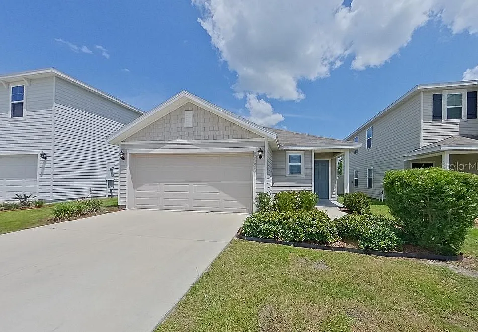 8585 SW 44th Ct