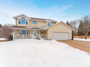 3709 S Matthew Cir, Sioux Falls, SD 57103