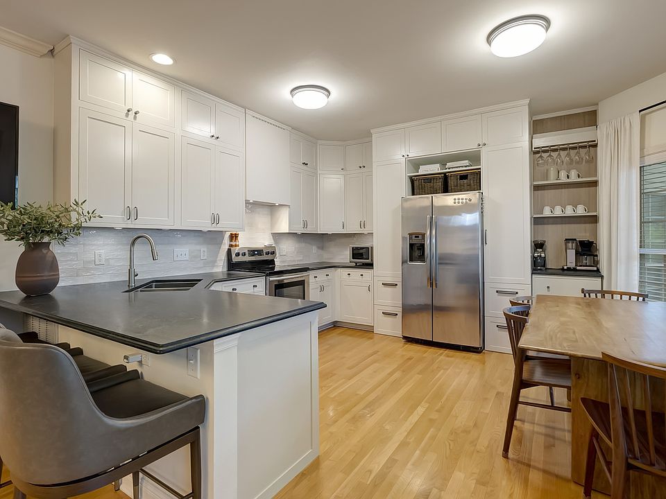 1st image of 1118 Culpepper Cir