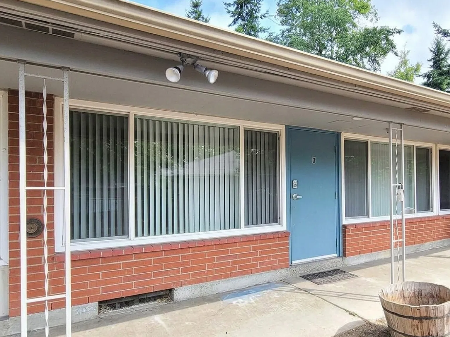 2 bed, 710 sqft, $1,600 — Photo 3