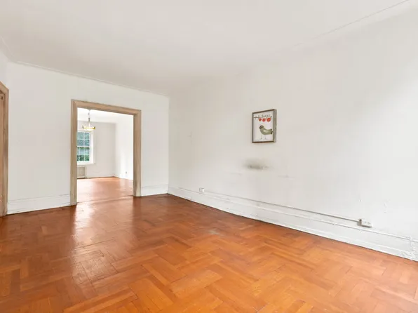 525 West 238th Street image 8 of 30