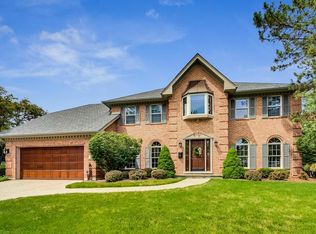 393 Western Ave, Clarendon Hills, IL 60514