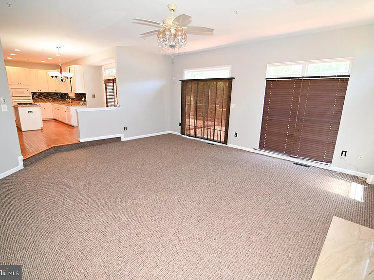 4502 Rockdale Ln — Photo 15