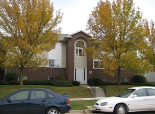 1034 W Side Dr, Iowa City, IA 52246