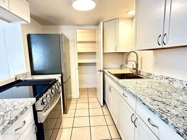 5205 N 42ND Parkway, Phoenix, AZ 85019