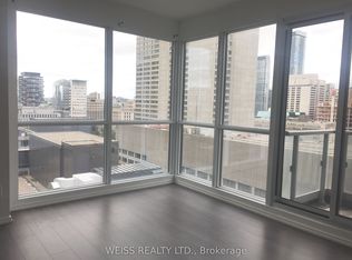 70 Temperance St #1815, Toronto, ON M5H 0B1