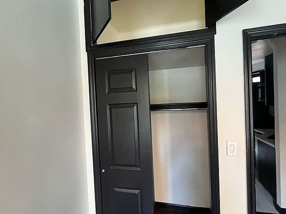 4th image of 328 E 78th St APT 27