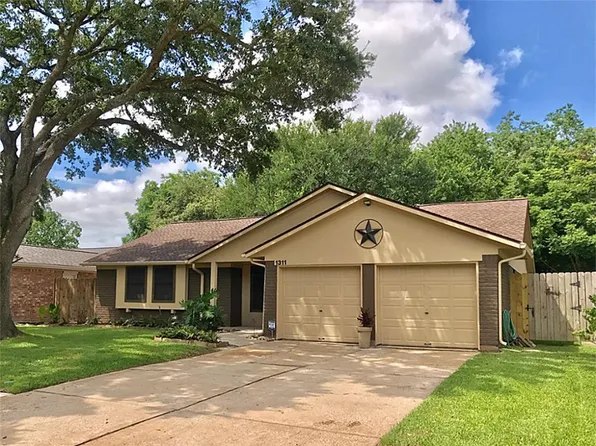 1311 Bramblebury Dr, Sugar Land, TX 77498
