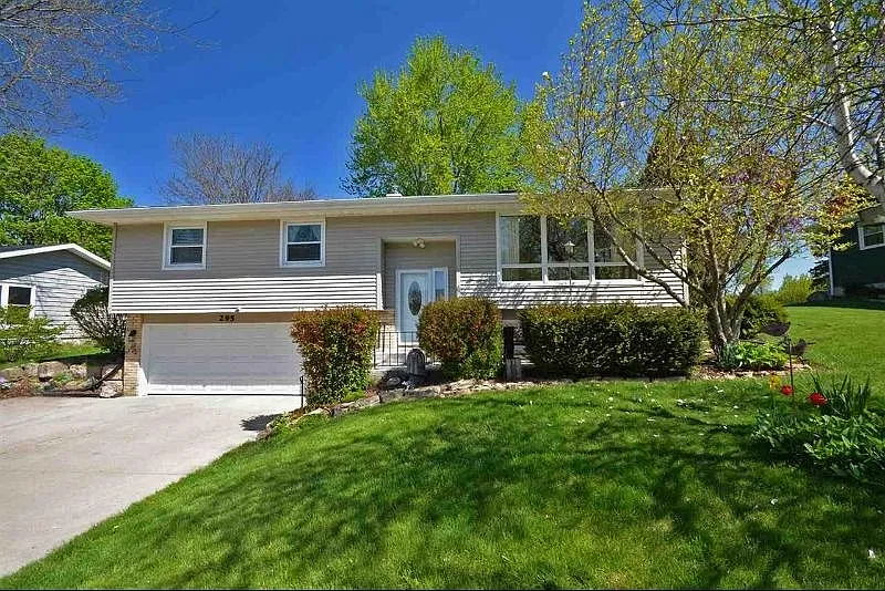 295 E Richards Rd photo 1