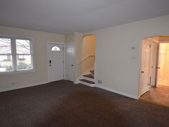 4th image of 8756 S Richmond Ave