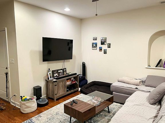 4th image of 4653.1 N Wolcott Ave #1