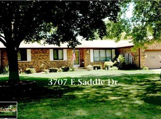 3707 E Saddle Dr, Fort Wayne, IN 46804