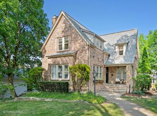 239 S Bruner St, Hinsdale, IL