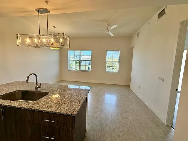 3130 W Latitude Cir #404 — Photo 8