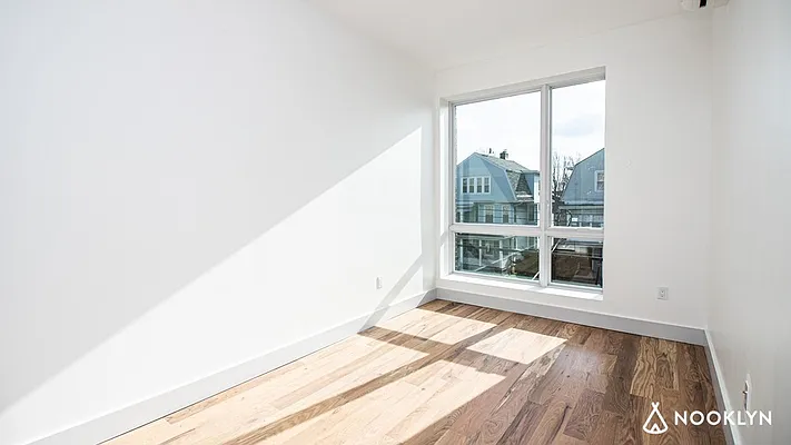 Rented by Nooklyn NYC LLC | media 32