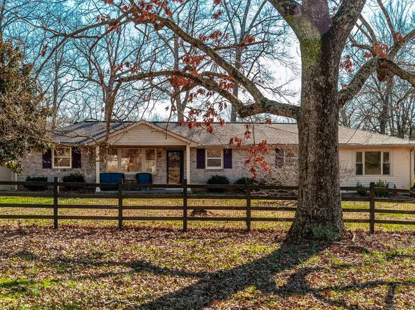 50 Academy Rd, Lebanon, TN 37087