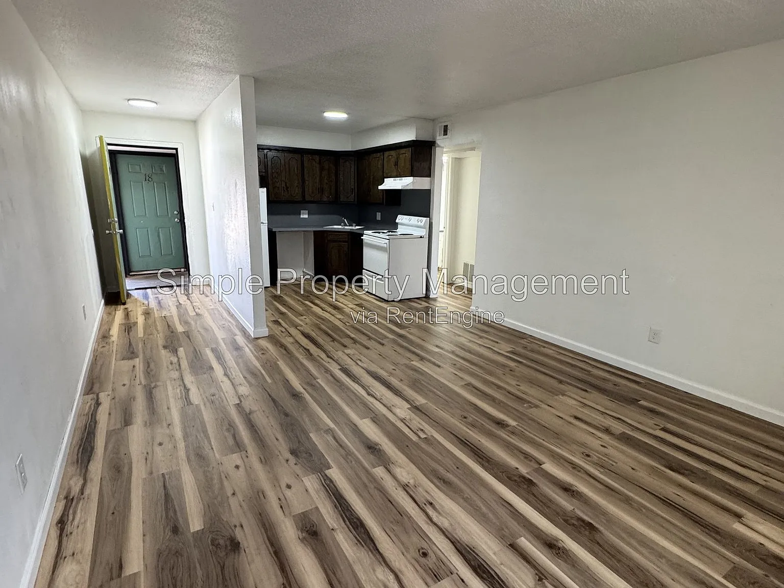 Mission Place — Photo 4