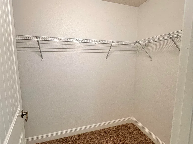 3889 Weatherstone Cir — Photo 23