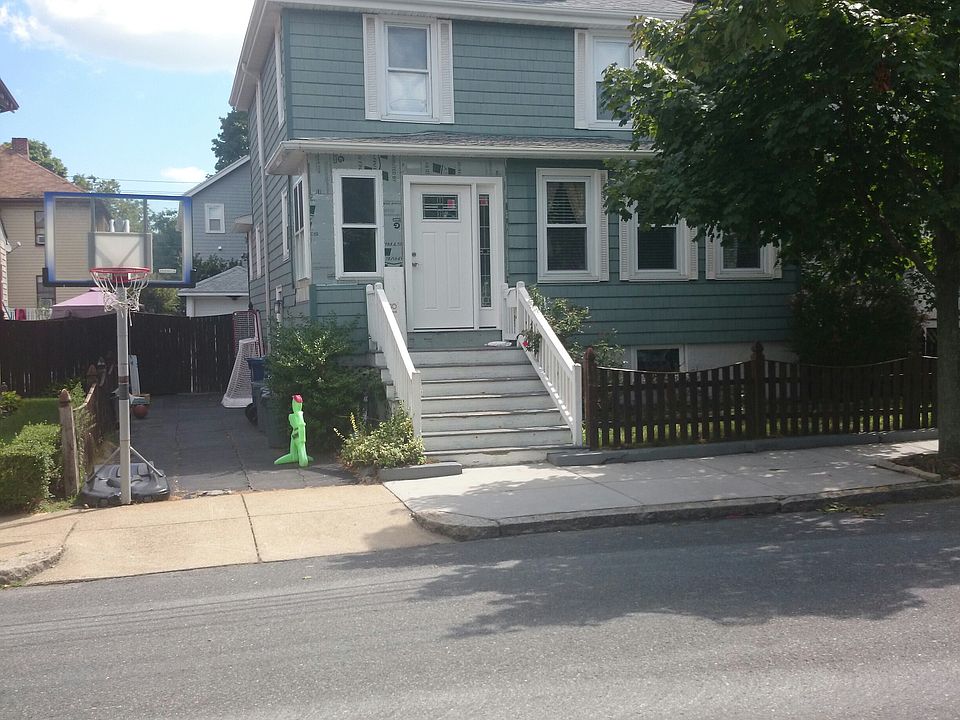 2nd image of 18 Lenoxdale Ave