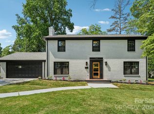 716 Sandridge Rd, Charlotte, NC 28210