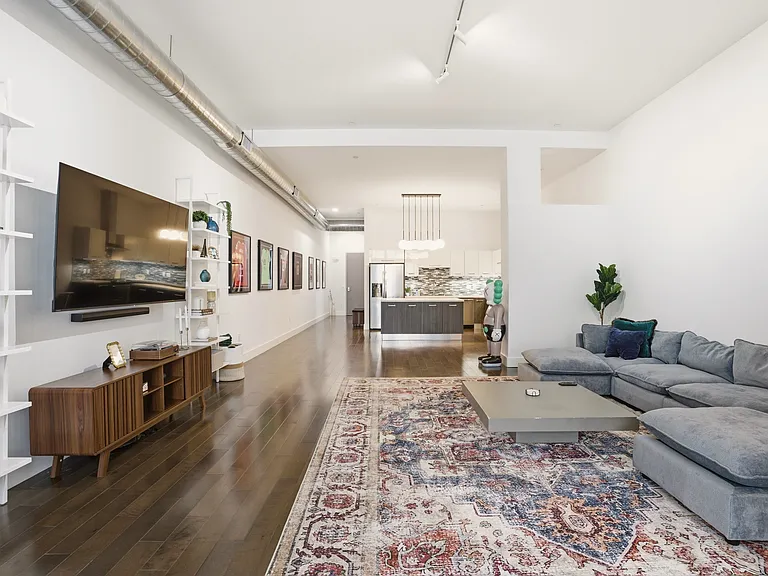 433 Pine Ave #306 — Photo 35