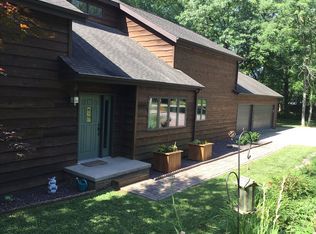 19273 Broc More Woods Ln, Petersburg, IL 62675