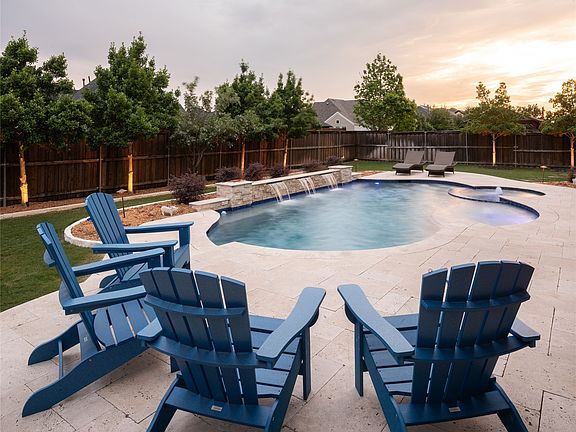 2nd image of 2749 Casa Grande Way
