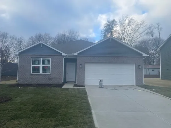 80 Booth St, Whiteland, IN 46184