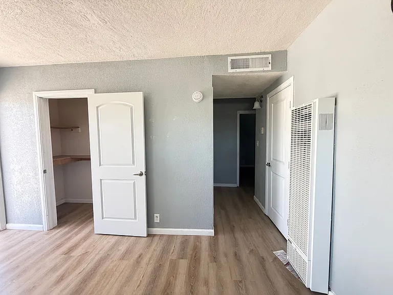 405 N Gold Canyon St — Photo 9