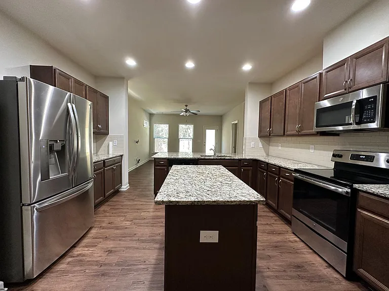 289 Hardy Water Dr — Photo 7