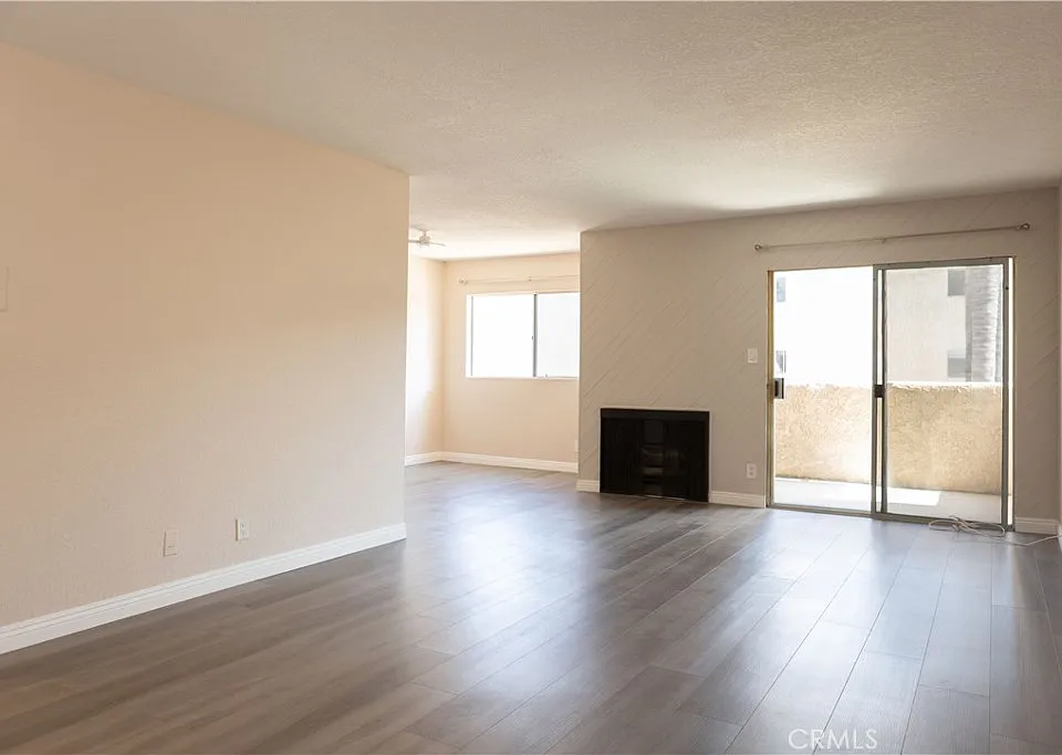 2386 E Del Mar Blvd #203