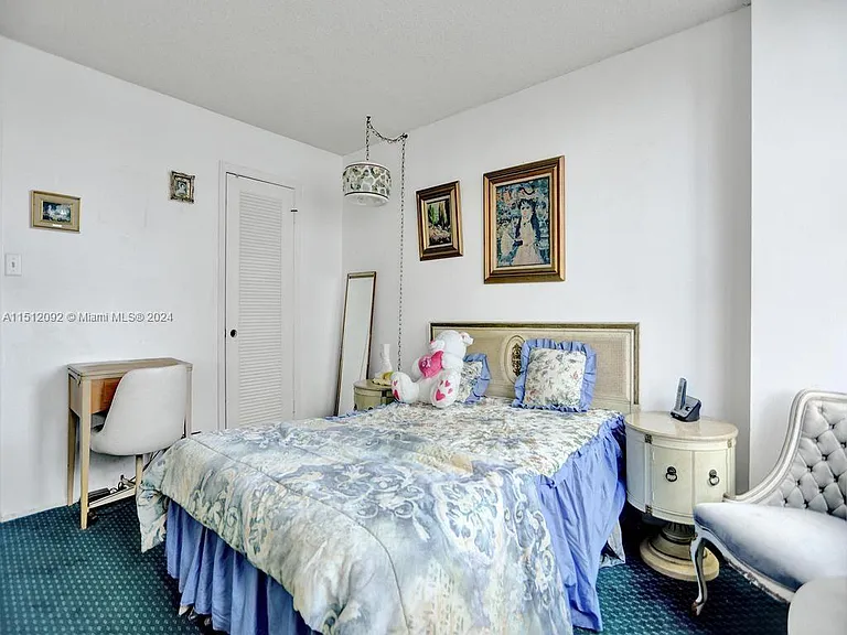 18051 Biscayne Blvd #304 — Photo 23