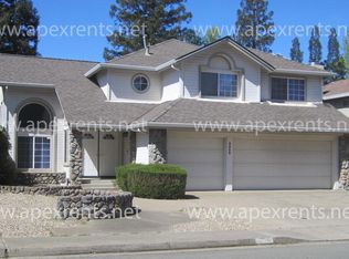 5922 Pebble Creek Dr, Rocklin, CA 95765