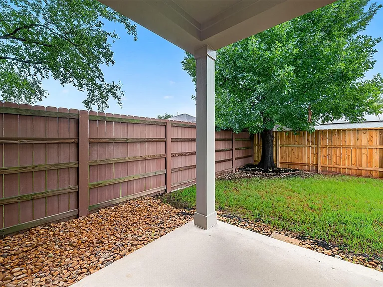 5403 Canyon Hollow Dr — Photo 40