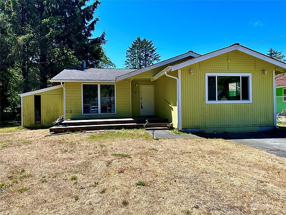 3rd image of 925 Hassalo Avenue SE