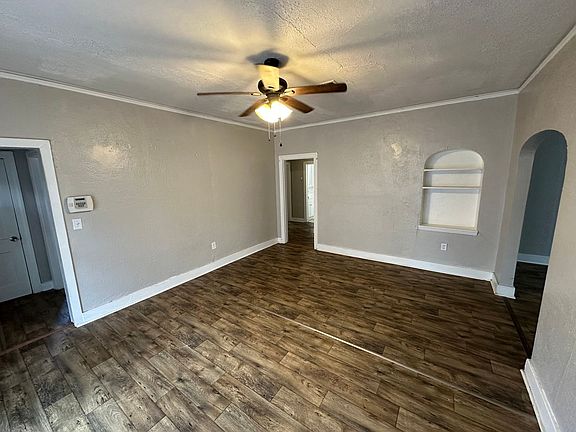 5th image of 3438 W Capitol St