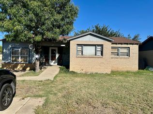 2901 S Woodland St, Amarillo, TX 79103