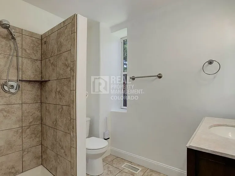 4032 Lipan St — Photo 24