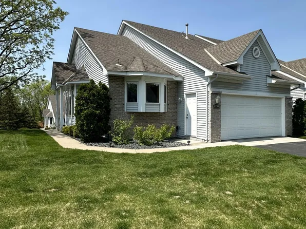 2735 Pine Ridge Dr, Anoka, MN 55303