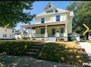 2304 Farnam St, Davenport, IA 52803
