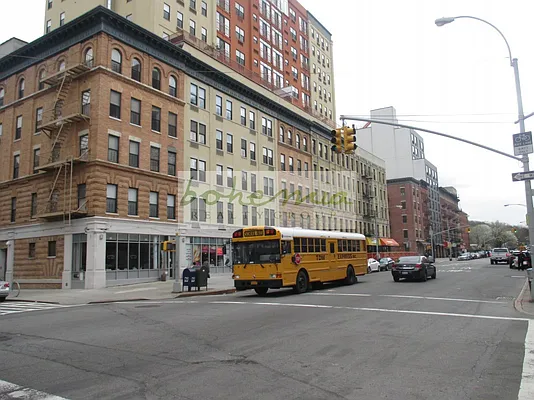 Rented by Bohemia Realty Group | media 8