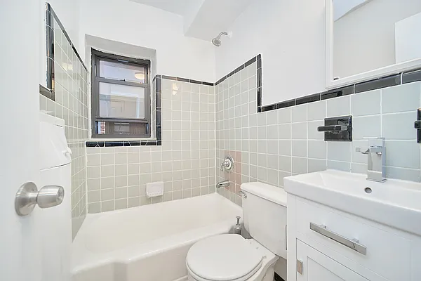 Rented by Living New York | media 9