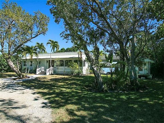 2nd image of 2628 Coconut Dr